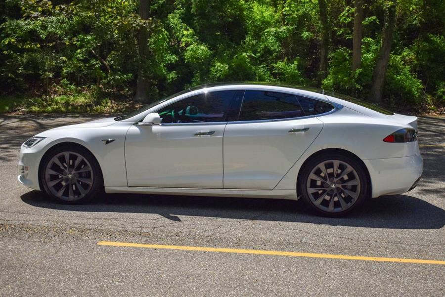 2021 Tesla Model s Long Range Plus AWD 4dr Liftback, available for sale in Great Neck, New York | Camy Cars. Great Neck, New York 2021 Tesla Model s Long Range Plus AWD 4dr Liftback, available for sale in Great Neck, New York | Camy Cars. Great Neck, New York