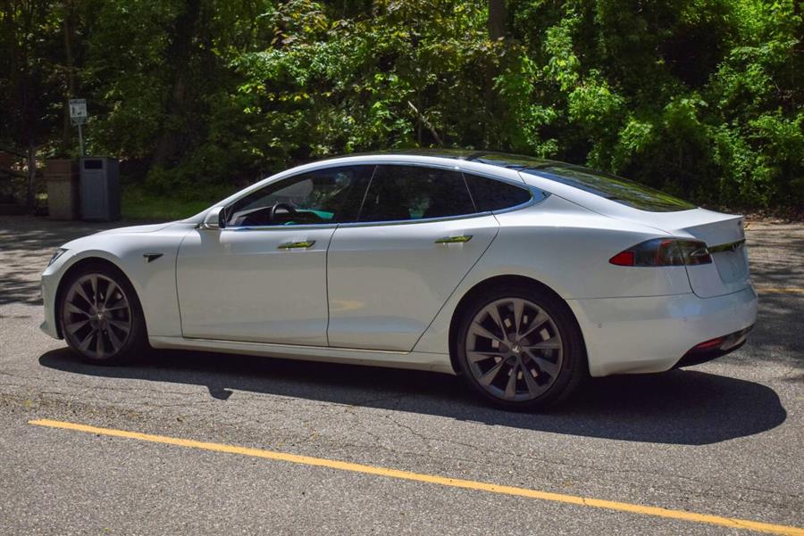 2021 Tesla Model s Long Range Plus AWD 4dr Liftback, available for sale in Great Neck, New York | Camy Cars. Great Neck, New York 2021 Tesla Model s Long Range Plus AWD 4dr Liftback, available for sale in Great Neck, New York | Camy Cars. Great Neck, New York