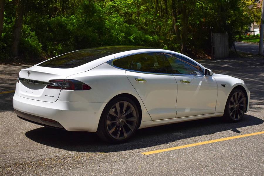 2021 Tesla Model s Long Range Plus AWD 4dr Liftback, available for sale in Great Neck, New York | Camy Cars. Great Neck, New York 2021 Tesla Model s Long Range Plus AWD 4dr Liftback, available for sale in Great Neck, New York | Camy Cars. Great Neck, New York
