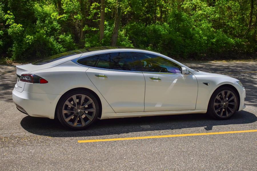 2021 Tesla Model s Long Range Plus AWD 4dr Liftback, available for sale in Great Neck, New York | Camy Cars. Great Neck, New York 2021 Tesla Model s Long Range Plus AWD 4dr Liftback, available for sale in Great Neck, New York | Camy Cars. Great Neck, New York