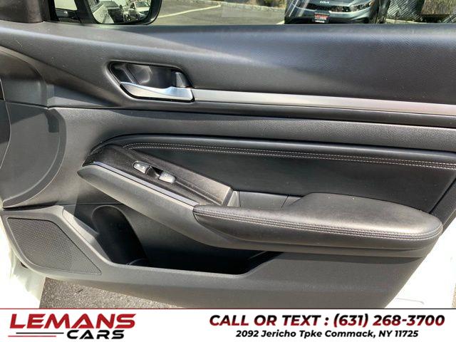 2020 Nissan Altima 2.5 SL, available for sale in Commack, New York | Lemans Cars. Commack, New York 2020 Nissan Altima 2.5 SL, available for sale in Commack, New York | Lemans Cars. Commack, New York