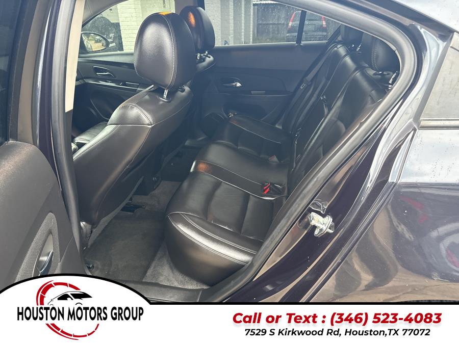 2015 Chevrolet Cruze 4dr Sdn Auto 2LT, available for sale in Houston, Texas | Houston Motors Group LLC. Houston, Texas 2015 Chevrolet Cruze 4dr Sdn Auto 2LT, available for sale in Houston, Texas | Houston Motors Group LLC. Houston, Texas