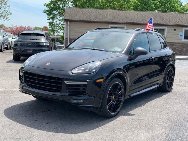 Used 2018 Porsche Cayenne in Floral Park, New York | Shop Auto NY. Floral Park, New York