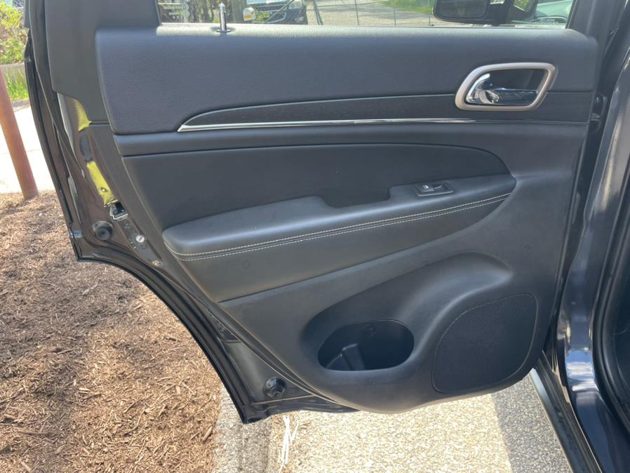 2015 Jeep Grand Cherokee 4WD 4dr Limited, available for sale in New Milford, Connecticut | New Milford Auto Sales. New Milford, Connecticut 2015 Jeep Grand Cherokee 4WD 4dr Limited, available for sale in New Milford, Connecticut | New Milford Auto Sales. New Milford, Connecticut