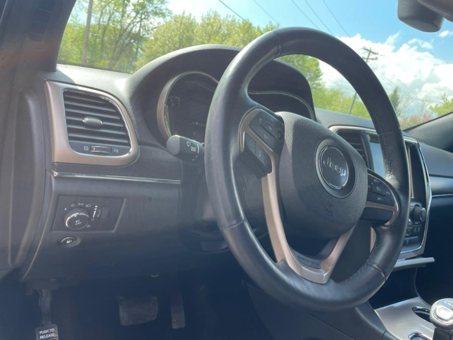 2015 Jeep Grand Cherokee 4WD 4dr Limited, available for sale in New Milford, Connecticut | New Milford Auto Sales. New Milford, Connecticut 2015 Jeep Grand Cherokee 4WD 4dr Limited, available for sale in New Milford, Connecticut | New Milford Auto Sales. New Milford, Connecticut