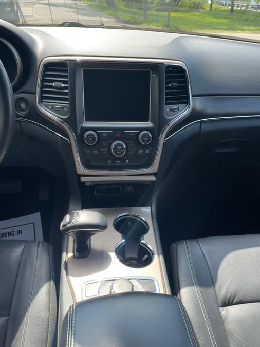 2015 Jeep Grand Cherokee 4WD 4dr Limited, available for sale in New Milford, Connecticut | New Milford Auto Sales. New Milford, Connecticut 2015 Jeep Grand Cherokee 4WD 4dr Limited, available for sale in New Milford, Connecticut | New Milford Auto Sales. New Milford, Connecticut