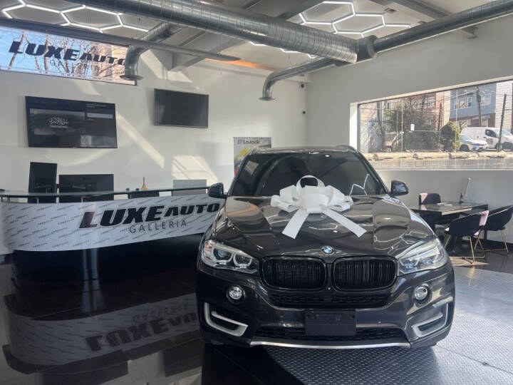Used 2017 BMW X5 in Jersey City, New Jersey | Luxe Auto Galleria. Jersey City, New Jersey