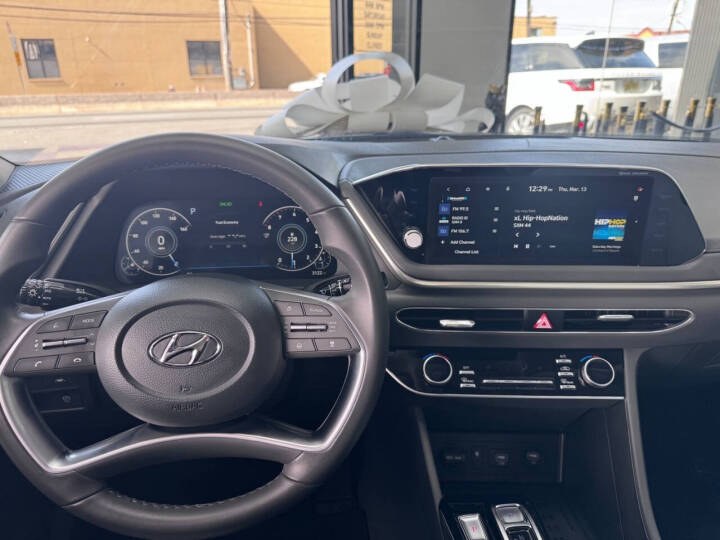 2023 Hyundai Sonata SEL 2.5L *Ltd Avail*, available for sale in Jersey City, New Jersey | Luxe Auto Galleria. Jersey City, New Jersey 2023 Hyundai Sonata SEL 2.5L *Ltd Avail*, available for sale in Jersey City, New Jersey | Luxe Auto Galleria. Jersey City, New Jersey