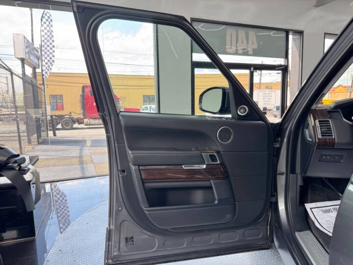 2017 Land Rover Range Rover V6 Supercharged HSE SWB, available for sale in Jersey City, New Jersey | Luxe Auto Galleria. Jersey City, New Jersey 2017 Land Rover Range Rover V6 Supercharged HSE SWB, available for sale in Jersey City, New Jersey | Luxe Auto Galleria. Jersey City, New Jersey