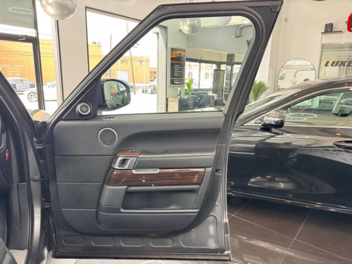2017 Land Rover Range Rover V6 Supercharged HSE SWB, available for sale in Jersey City, New Jersey | Luxe Auto Galleria. Jersey City, New Jersey 2017 Land Rover Range Rover V6 Supercharged HSE SWB, available for sale in Jersey City, New Jersey | Luxe Auto Galleria. Jersey City, New Jersey