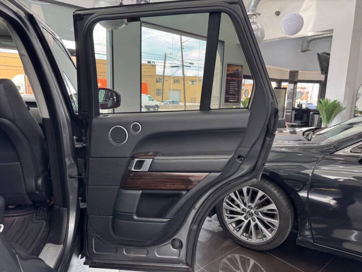2017 Land Rover Range Rover V6 Supercharged HSE SWB, available for sale in Jersey City, New Jersey | Luxe Auto Galleria. Jersey City, New Jersey 2017 Land Rover Range Rover V6 Supercharged HSE SWB, available for sale in Jersey City, New Jersey | Luxe Auto Galleria. Jersey City, New Jersey