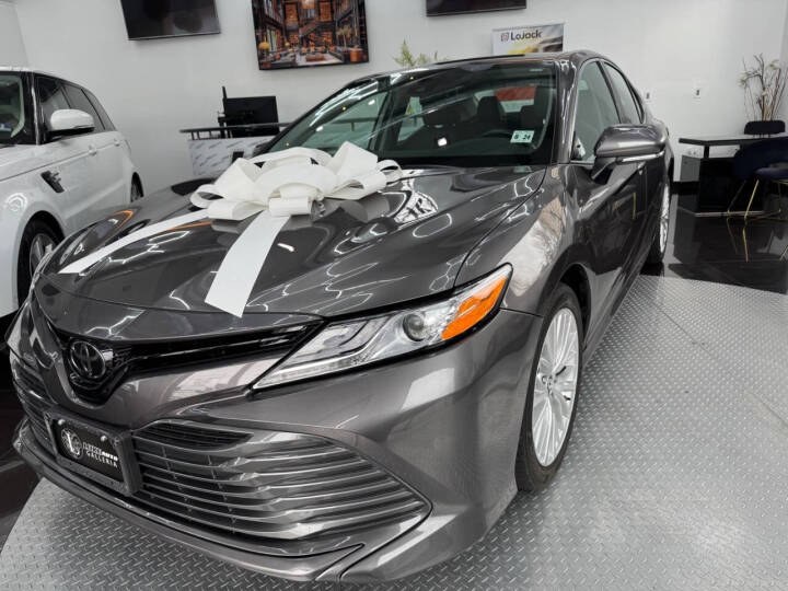 2019 Toyota Camry XLE Auto (Natl), available for sale in Jersey City, New Jersey | Luxe Auto Galleria. Jersey City, New Jersey 2019 Toyota Camry XLE Auto (Natl), available for sale in Jersey City, New Jersey | Luxe Auto Galleria. Jersey City, New Jersey