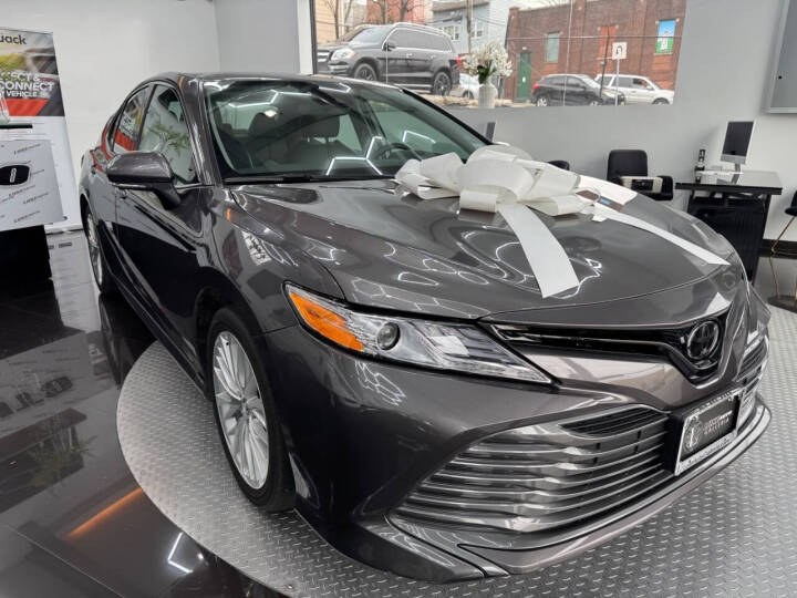 2019 Toyota Camry XLE Auto (Natl), available for sale in Jersey City, New Jersey | Luxe Auto Galleria. Jersey City, New Jersey 2019 Toyota Camry XLE Auto (Natl), available for sale in Jersey City, New Jersey | Luxe Auto Galleria. Jersey City, New Jersey