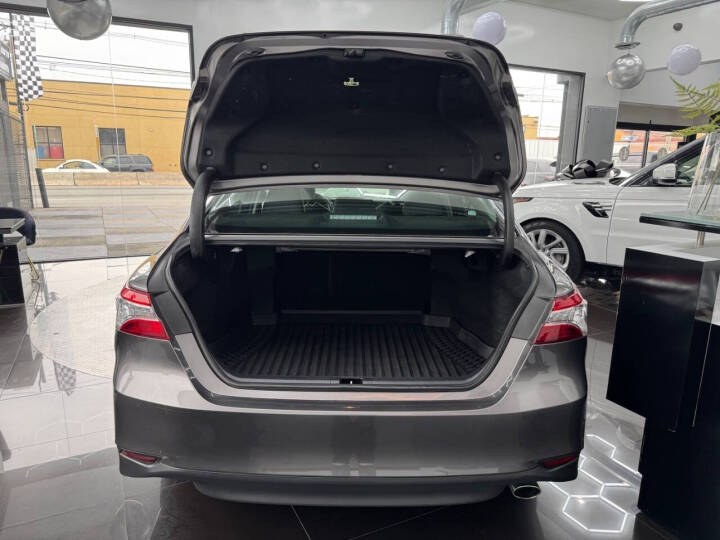 2019 Toyota Camry XLE Auto (Natl), available for sale in Jersey City, New Jersey | Luxe Auto Galleria. Jersey City, New Jersey 2019 Toyota Camry XLE Auto (Natl), available for sale in Jersey City, New Jersey | Luxe Auto Galleria. Jersey City, New Jersey