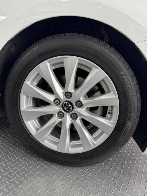 2019 Toyota Camry LE Auto (Natl), available for sale in Jersey City, New Jersey | Luxe Auto Galleria. Jersey City, New Jersey 2019 Toyota Camry LE Auto (Natl), available for sale in Jersey City, New Jersey | Luxe Auto Galleria. Jersey City, New Jersey