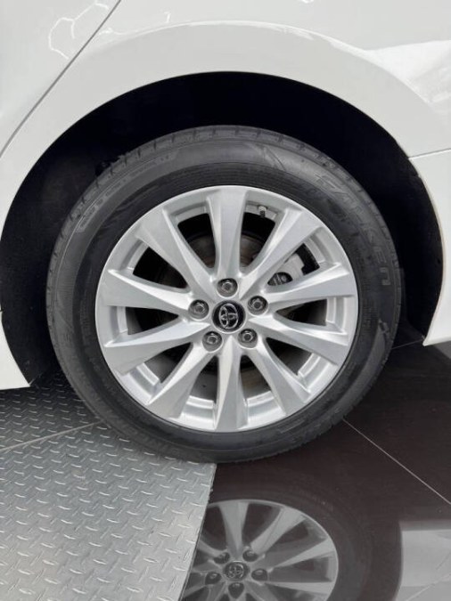 2019 Toyota Camry LE Auto (Natl), available for sale in Jersey City, New Jersey | Luxe Auto Galleria. Jersey City, New Jersey 2019 Toyota Camry LE Auto (Natl), available for sale in Jersey City, New Jersey | Luxe Auto Galleria. Jersey City, New Jersey