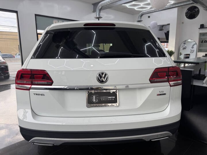 2018 Volkswagen Atlas 3.6L V6 S 4MOTION, available for sale in Jersey City, New Jersey | Luxe Auto Galleria. Jersey City, New Jersey 2018 Volkswagen Atlas 3.6L V6 S 4MOTION, available for sale in Jersey City, New Jersey | Luxe Auto Galleria. Jersey City, New Jersey