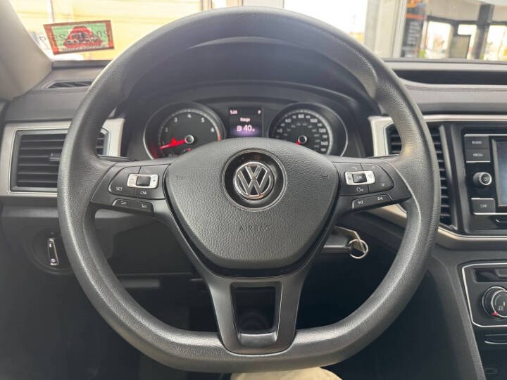 2018 Volkswagen Atlas 3.6L V6 S 4MOTION, available for sale in Jersey City, New Jersey | Luxe Auto Galleria. Jersey City, New Jersey 2018 Volkswagen Atlas 3.6L V6 S 4MOTION, available for sale in Jersey City, New Jersey | Luxe Auto Galleria. Jersey City, New Jersey