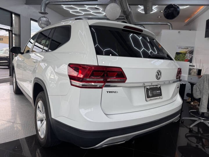 2018 Volkswagen Atlas 3.6L V6 S 4MOTION, available for sale in Jersey City, New Jersey | Luxe Auto Galleria. Jersey City, New Jersey 2018 Volkswagen Atlas 3.6L V6 S 4MOTION, available for sale in Jersey City, New Jersey | Luxe Auto Galleria. Jersey City, New Jersey