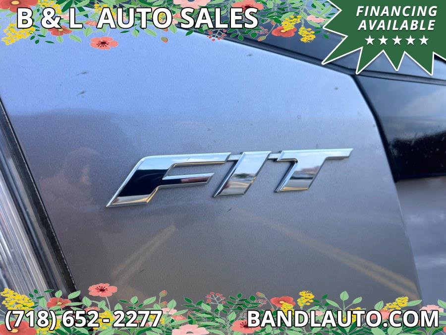 2010 Honda Fit 5dr Hatchback Auto, available for sale in Bronx, New York | B & L Auto Sales LLC. Bronx, New York 2010 Honda Fit 5dr Hatchback Auto, available for sale in Bronx, New York | B & L Auto Sales LLC. Bronx, New York