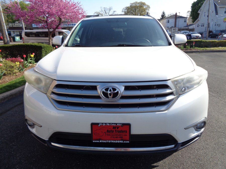 2012 Toyota Highlander 4WD 4dr V6 SE (Natl), available for sale in Valley Stream, New York | NY Auto Traders. Valley Stream, New York 2012 Toyota Highlander 4WD 4dr V6 SE (Natl), available for sale in Valley Stream, New York | NY Auto Traders. Valley Stream, New York