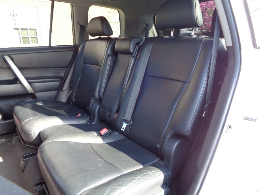 2012 Toyota Highlander 4WD 4dr V6 SE (Natl), available for sale in Valley Stream, New York | NY Auto Traders. Valley Stream, New York 2012 Toyota Highlander 4WD 4dr V6 SE (Natl), available for sale in Valley Stream, New York | NY Auto Traders. Valley Stream, New York