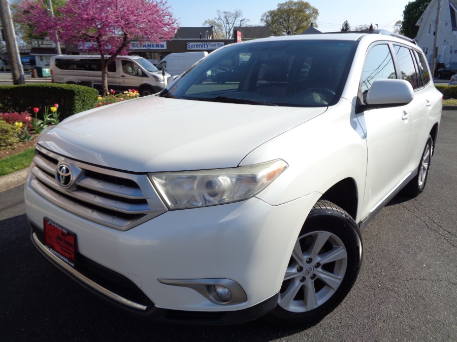 2012 Toyota Highlander 4WD 4dr V6 SE (Natl), available for sale in Valley Stream, New York | NY Auto Traders. Valley Stream, New York 2012 Toyota Highlander 4WD 4dr V6 SE (Natl), available for sale in Valley Stream, New York | NY Auto Traders. Valley Stream, New York