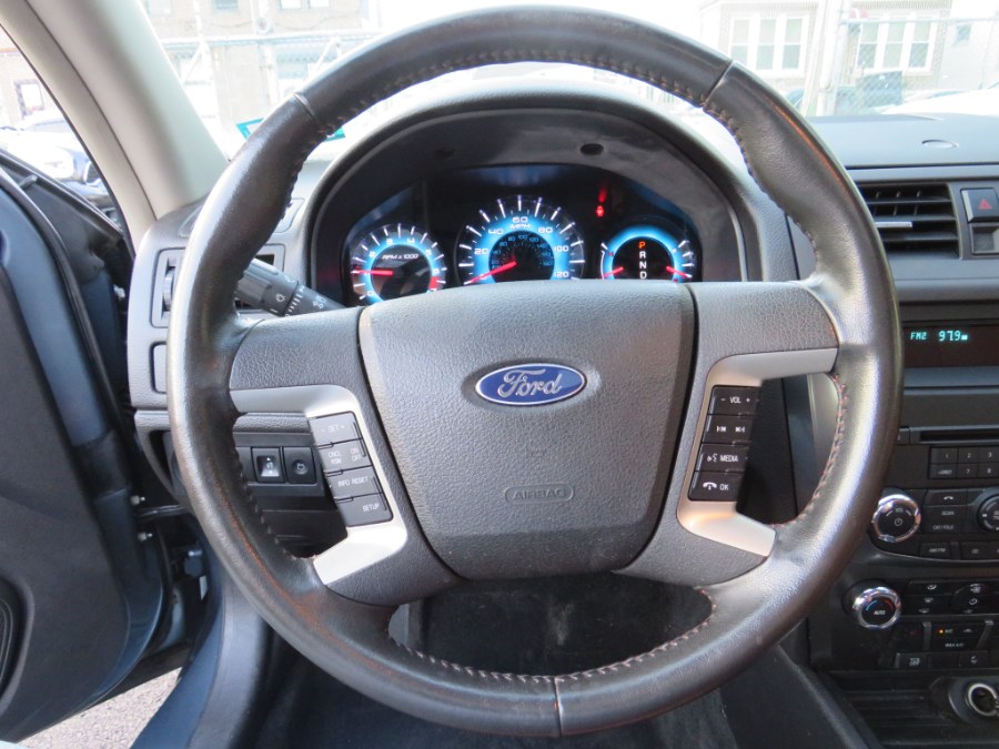 2011 Ford Fusion 4dr Sdn SEL FWD, available for sale in Middle Village, New York | Road Masters II INC. Middle Village, New York 2011 Ford Fusion 4dr Sdn SEL FWD, available for sale in Middle Village, New York | Road Masters II INC. Middle Village, New York