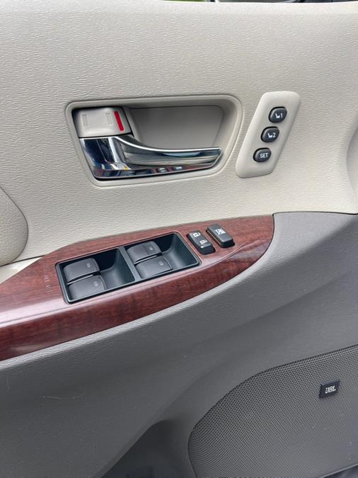 2014 Toyota Sienna 5dr 7-Pass Van V6 Ltd AWD (Natl), available for sale in New Milford, Connecticut | Auto Technic LLC. New Milford, Connecticut 2014 Toyota Sienna 5dr 7-Pass Van V6 Ltd AWD (Natl), available for sale in New Milford, Connecticut | Auto Technic LLC. New Milford, Connecticut