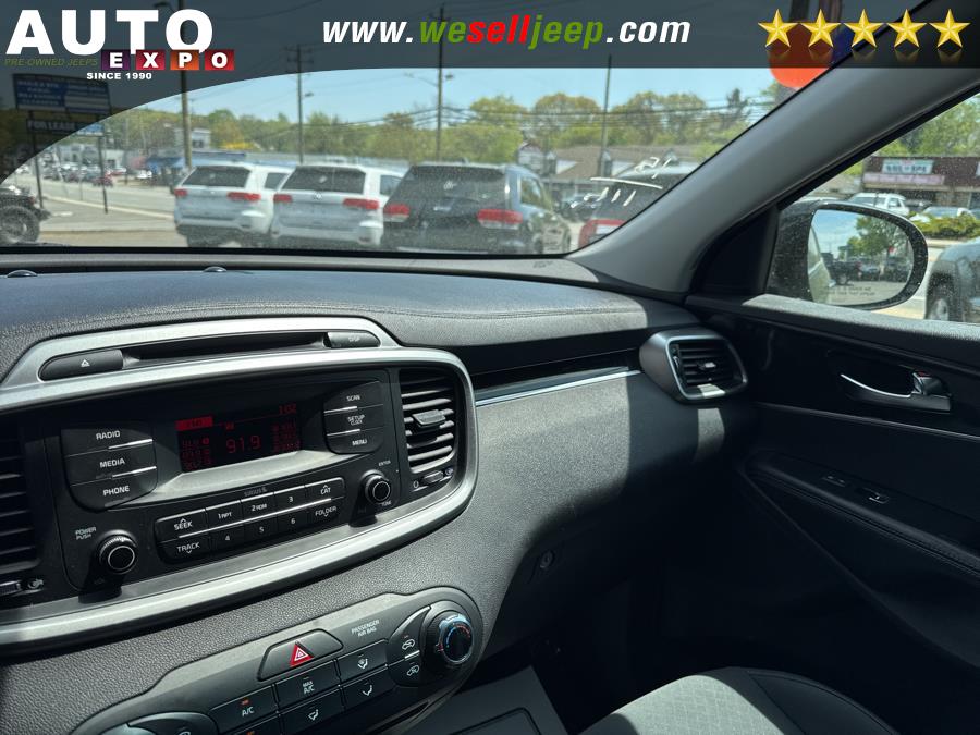 2016 Kia Sorento FWD 4dr 2.4L L, available for sale in Huntington, New York | Auto Expo. Huntington, New York 2016 Kia Sorento FWD 4dr 2.4L L, available for sale in Huntington, New York | Auto Expo. Huntington, New York