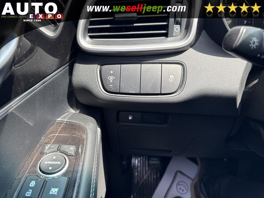 2016 Kia Sorento FWD 4dr 2.4L L, available for sale in Huntington, New York | Auto Expo. Huntington, New York 2016 Kia Sorento FWD 4dr 2.4L L, available for sale in Huntington, New York | Auto Expo. Huntington, New York