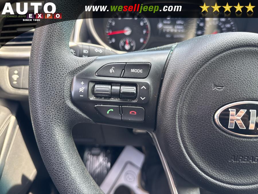 2016 Kia Sorento FWD 4dr 2.4L L, available for sale in Huntington, New York | Auto Expo. Huntington, New York 2016 Kia Sorento FWD 4dr 2.4L L, available for sale in Huntington, New York | Auto Expo. Huntington, New York