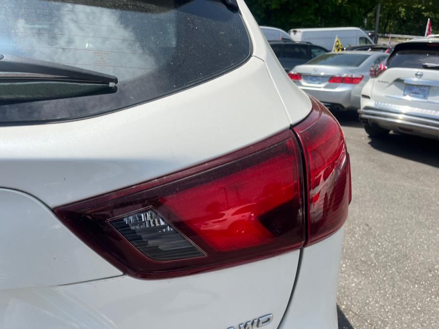 2017 Nissan Rogue Sport AWD SV LOW MILES!!!, available for sale in Rosedale, New York | Sunrise Auto Sales. Rosedale, New York 2017 Nissan Rogue Sport AWD SV LOW MILES!!!, available for sale in Rosedale, New York | Sunrise Auto Sales. Rosedale, New York