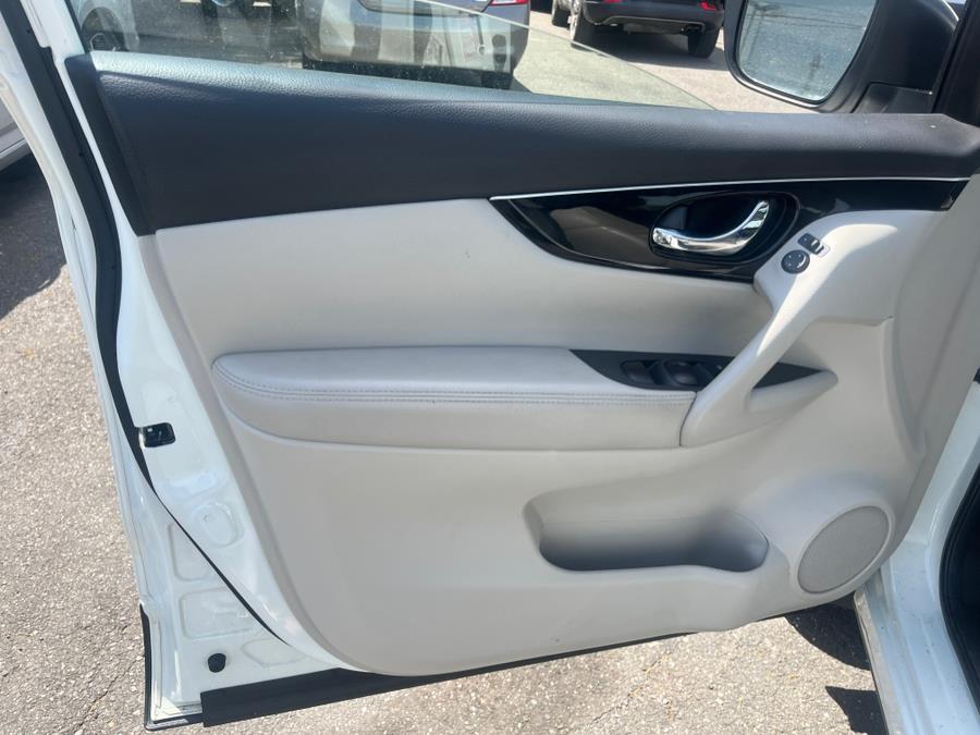 2017 Nissan Rogue Sport AWD SV LOW MILES!!!, available for sale in Rosedale, New York | Sunrise Auto Sales. Rosedale, New York 2017 Nissan Rogue Sport AWD SV LOW MILES!!!, available for sale in Rosedale, New York | Sunrise Auto Sales. Rosedale, New York