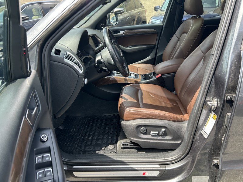 2016 Audi Q5 quattro 4dr 3.0T Premium Plus, available for sale in West Springfield, Massachusetts | Union Street Auto Sales. West Springfield, Massachusetts 2016 Audi Q5 quattro 4dr 3.0T Premium Plus, available for sale in West Springfield, Massachusetts | Union Street Auto Sales. West Springfield, Massachusetts