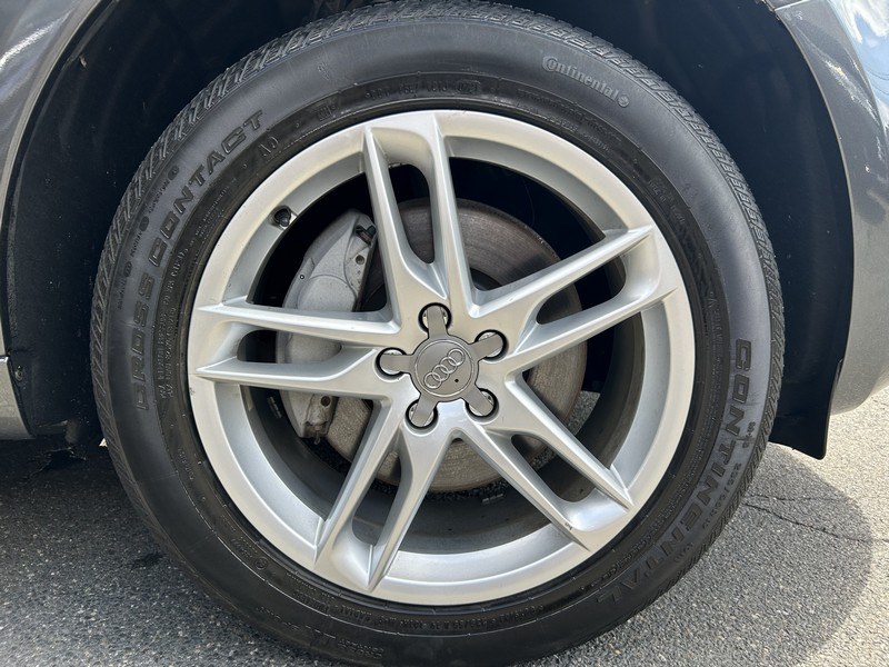 2016 Audi Q5 quattro 4dr 3.0T Premium Plus, available for sale in West Springfield, Massachusetts | Union Street Auto Sales. West Springfield, Massachusetts 2016 Audi Q5 quattro 4dr 3.0T Premium Plus, available for sale in West Springfield, Massachusetts | Union Street Auto Sales. West Springfield, Massachusetts