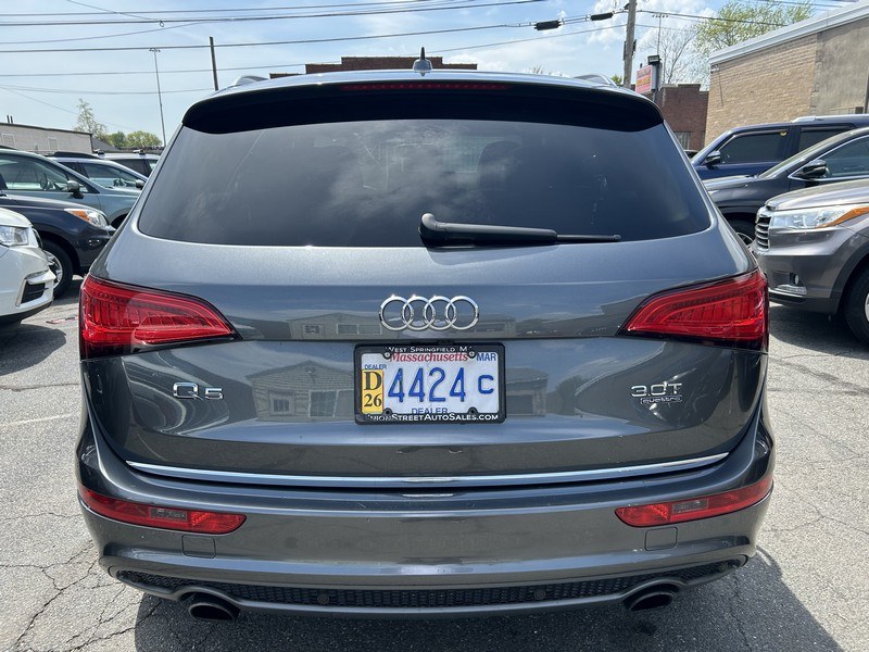 2016 Audi Q5 quattro 4dr 3.0T Premium Plus, available for sale in West Springfield, Massachusetts | Union Street Auto Sales. West Springfield, Massachusetts 2016 Audi Q5 quattro 4dr 3.0T Premium Plus, available for sale in West Springfield, Massachusetts | Union Street Auto Sales. West Springfield, Massachusetts