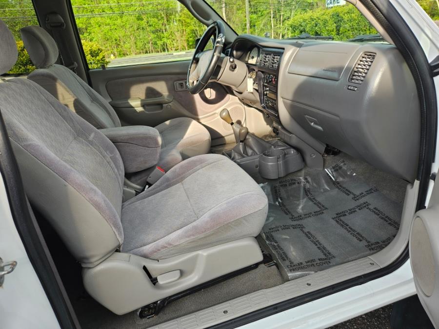 2004 Toyota Tacoma SR5 Manual~2.7 4Cyl 4WD, available for sale in East Windsor, Connecticut | Toro Auto. East Windsor, Connecticut 2004 Toyota Tacoma SR5 Manual~2.7 4Cyl 4WD, available for sale in East Windsor, Connecticut | Toro Auto. East Windsor, Connecticut
