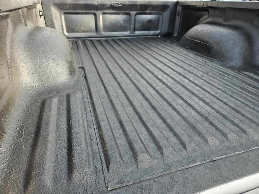 2004 Toyota Tacoma SR5 Manual~2.7 4Cyl 4WD, available for sale in East Windsor, Connecticut | Toro Auto. East Windsor, Connecticut 2004 Toyota Tacoma SR5 Manual~2.7 4Cyl 4WD, available for sale in East Windsor, Connecticut | Toro Auto. East Windsor, Connecticut