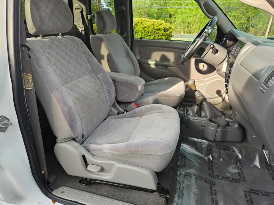 2004 Toyota Tacoma SR5 Manual~2.7 4Cyl 4WD, available for sale in East Windsor, Connecticut | Toro Auto. East Windsor, Connecticut 2004 Toyota Tacoma SR5 Manual~2.7 4Cyl 4WD, available for sale in East Windsor, Connecticut | Toro Auto. East Windsor, Connecticut