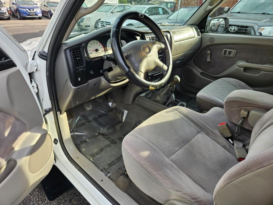 2004 Toyota Tacoma SR5 Manual~2.7 4Cyl 4WD, available for sale in East Windsor, Connecticut | Toro Auto. East Windsor, Connecticut 2004 Toyota Tacoma SR5 Manual~2.7 4Cyl 4WD, available for sale in East Windsor, Connecticut | Toro Auto. East Windsor, Connecticut