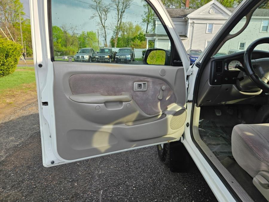 2004 Toyota Tacoma SR5 Manual~2.7 4Cyl 4WD, available for sale in East Windsor, Connecticut | Toro Auto. East Windsor, Connecticut 2004 Toyota Tacoma SR5 Manual~2.7 4Cyl 4WD, available for sale in East Windsor, Connecticut | Toro Auto. East Windsor, Connecticut