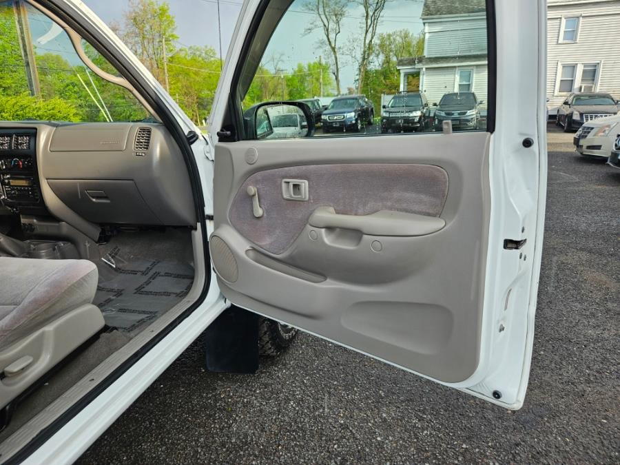 2004 Toyota Tacoma SR5 Manual~2.7 4Cyl 4WD, available for sale in East Windsor, Connecticut | Toro Auto. East Windsor, Connecticut 2004 Toyota Tacoma SR5 Manual~2.7 4Cyl 4WD, available for sale in East Windsor, Connecticut | Toro Auto. East Windsor, Connecticut