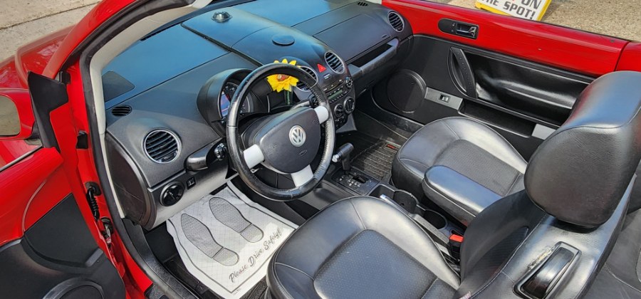2008 Volkswagen New Beetle Convertible 2dr Auto SE PZEV, available for sale in Baldwin, New York | Carmoney Auto Sales. Baldwin, New York 2008 Volkswagen New Beetle Convertible 2dr Auto SE PZEV, available for sale in Baldwin, New York | Carmoney Auto Sales. Baldwin, New York