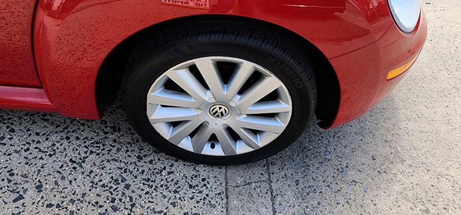 2008 Volkswagen New Beetle Convertible 2dr Auto SE PZEV, available for sale in Baldwin, New York | Carmoney Auto Sales. Baldwin, New York 2008 Volkswagen New Beetle Convertible 2dr Auto SE PZEV, available for sale in Baldwin, New York | Carmoney Auto Sales. Baldwin, New York