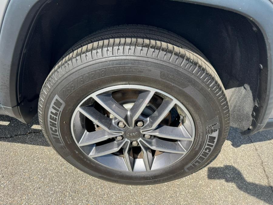 2019 Jeep Grand Cherokee Limited 4x4, available for sale in Berlin, Connecticut | Tru Auto Mall. Berlin, Connecticut 2019 Jeep Grand Cherokee Limited 4x4, available for sale in Berlin, Connecticut | Tru Auto Mall. Berlin, Connecticut