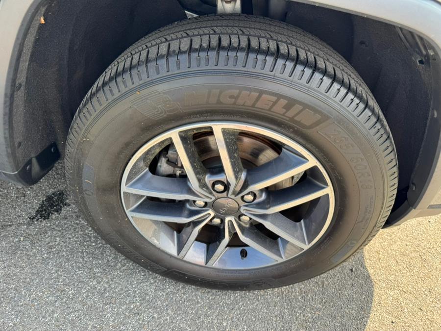 2019 Jeep Grand Cherokee Limited 4x4, available for sale in Berlin, Connecticut | Tru Auto Mall. Berlin, Connecticut 2019 Jeep Grand Cherokee Limited 4x4, available for sale in Berlin, Connecticut | Tru Auto Mall. Berlin, Connecticut