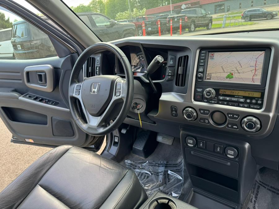 2013 Honda Ridgeline 4WD Crew Cab RTL w/Navi, available for sale in Berlin, Connecticut | Tru Auto Mall. Berlin, Connecticut 2013 Honda Ridgeline 4WD Crew Cab RTL w/Navi, available for sale in Berlin, Connecticut | Tru Auto Mall. Berlin, Connecticut