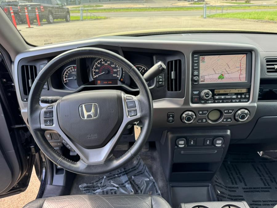 2013 Honda Ridgeline 4WD Crew Cab RTL w/Navi, available for sale in Berlin, Connecticut | Tru Auto Mall. Berlin, Connecticut 2013 Honda Ridgeline 4WD Crew Cab RTL w/Navi, available for sale in Berlin, Connecticut | Tru Auto Mall. Berlin, Connecticut