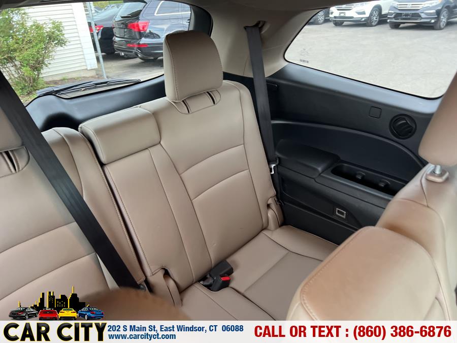 2016 Honda Pilot AWD 4dr EX-L, available for sale in East Windsor, Connecticut | Car City LLC. East Windsor, Connecticut 2016 Honda Pilot AWD 4dr EX-L, available for sale in East Windsor, Connecticut | Car City LLC. East Windsor, Connecticut